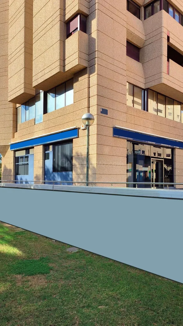 Local comercial 164m² en alquiler - Juan Carlos I - foto 2