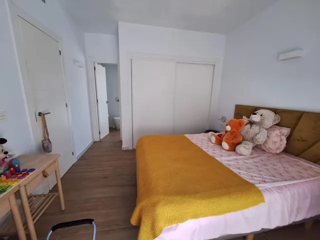 Villa 3 habitaciones en venta - Los Frutales — 28