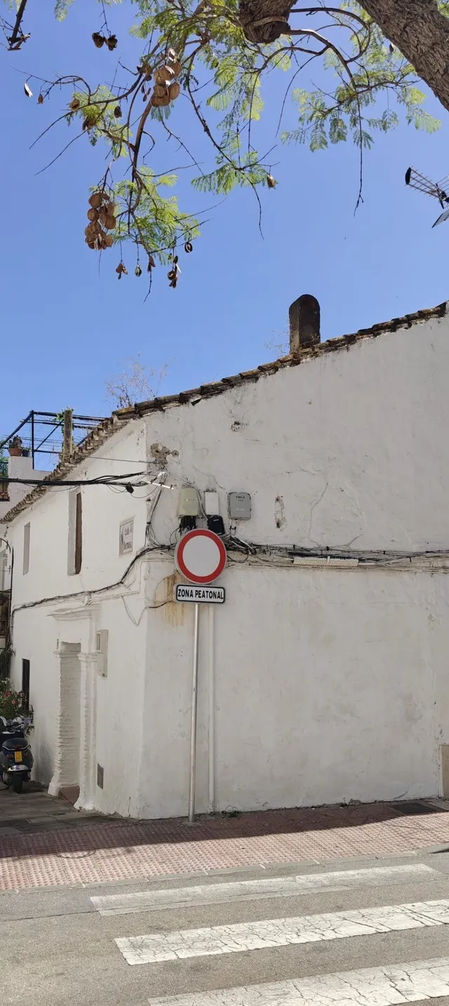 Oportunidad Única de Reforma en el Centro de Marbella — 15