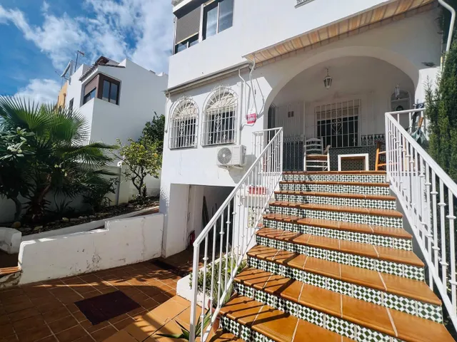 PAREADO EN VENTA EN LA COLINA A UN PASO DE LA PLAYA. - foto 5