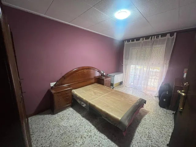 Amplio Apartamento con Terraza Privada en La Llàntia, Mataró — 6