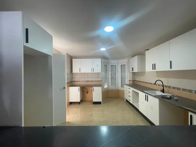 ¡La casa de tus sueños cerca del mar existe! Moderna adosada - foto 4