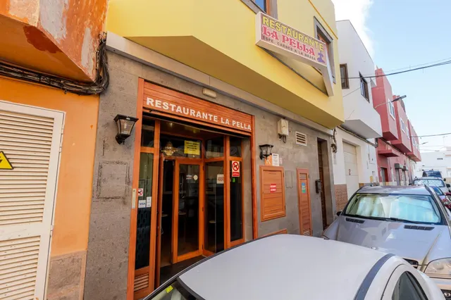 Se vende local comercial en pleno Vecindario y se traspasa e - foto 3