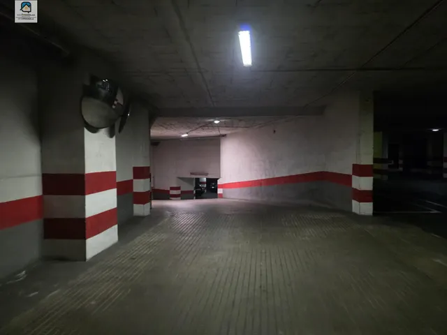 Venta Plaza de Garaje en el Centro de Valladolid — 3