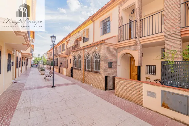 OPORTUNIDAD EN VENTA DE CASA ADOSADA DE 3 DORMITORIOS EN VEGAS DEL GENIL — 27