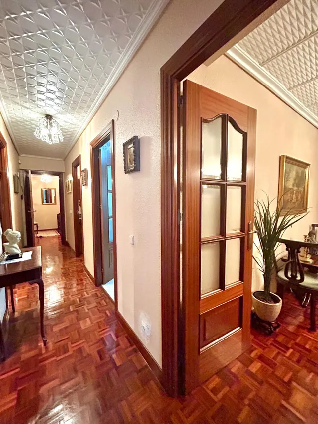 Piso amplio y luminoso con 3 habitaciones y grandes balcones en San Juan — 13