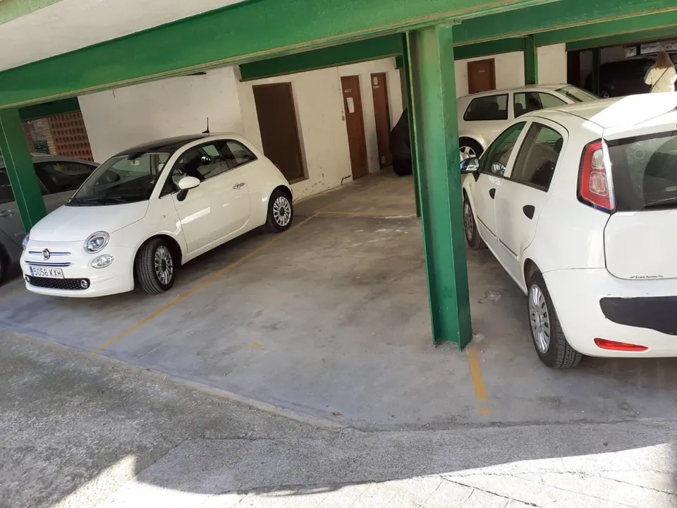 plaza de Parking en Ribes Roges
