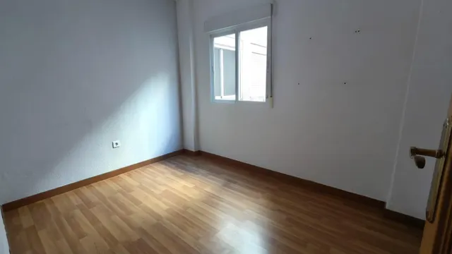 Vivienda con balcón en Alicante a metros del Hospital General Dr. Balmis — 15