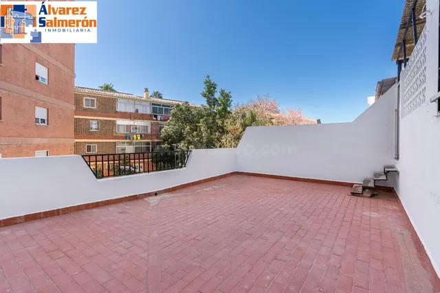 CASA ADOSADA EN MOTRIL - foto 2