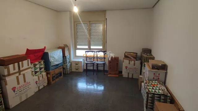 SE ALQUILA OFICINA EN ZONA CENTRO — 2