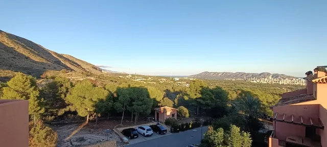 ¡ESPECTACULAR ÁTICO DÚPLEX CON VISTAS EN SIERRA CORTINA! — 11