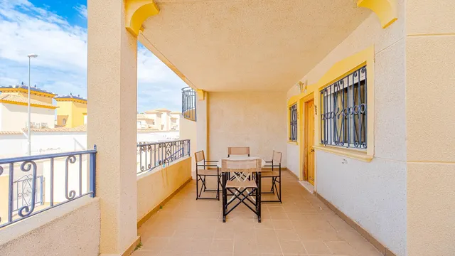 GRAN APARTAMENTO EN ORIHUELA: 2 HAB, 1 BAÑO - foto 3