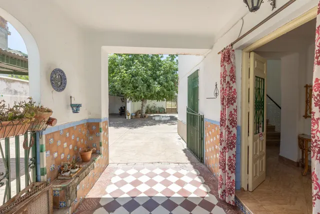 Casa con gran solar — 45