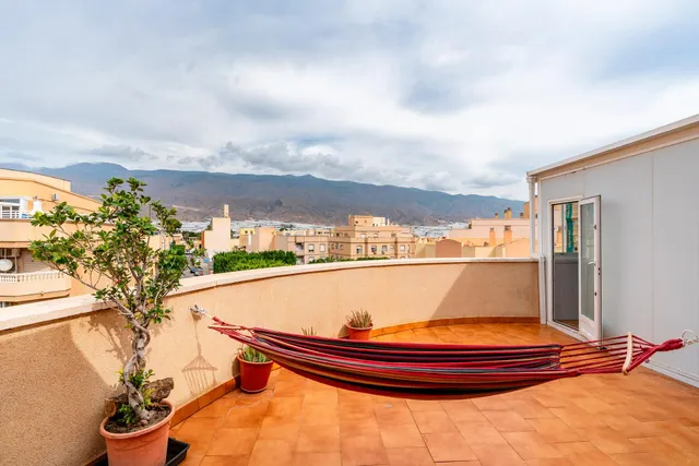 ¡descubre este ático con amplía terraza, garaje y trastero! — 8