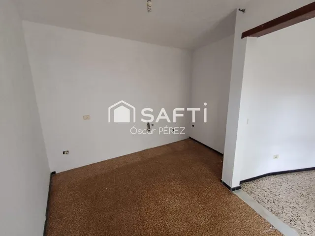 Casa terrera de 4 niveles con gran potencial — 8
