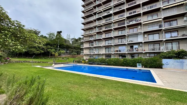 Apartamento reformado en venta en Sant Pol - foto 2