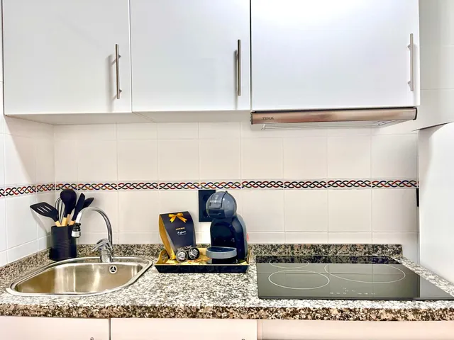 BONITO APARTAMENTO EN ARENALES DEL SOL ( Disponible de Septiembre a Junio) — 6