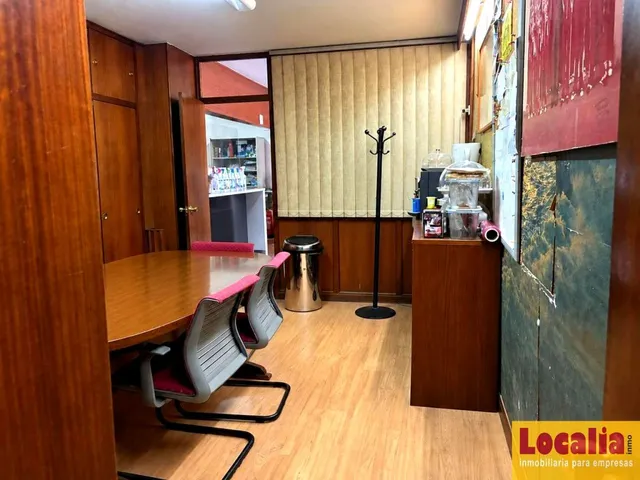 Amplio y versátil local en venta en Santander — 11