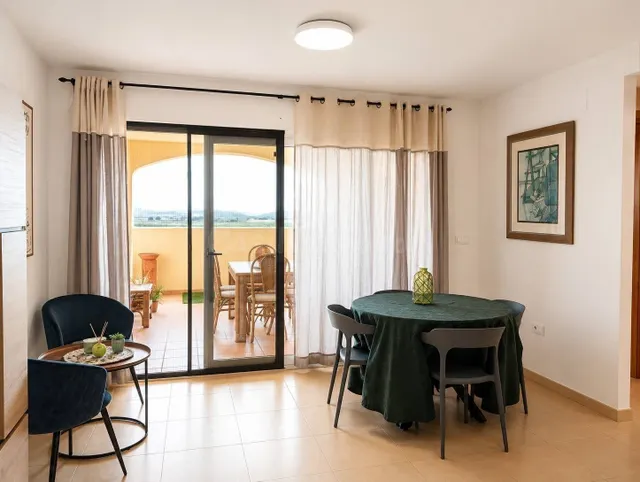 Apartamento con ascensor, amplias terrazas y vistas despejad - foto 4