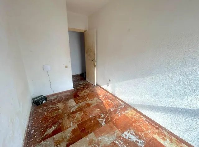 ¡OPORTUNIDAD PARA FAMILIAS EN EL CENTRO DE ALGECIRAS! — 10
