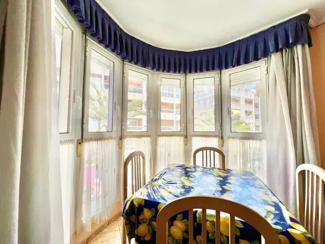 Apartamento 2 habitaciones 72m² en venta - Estacion de autobuses — 15