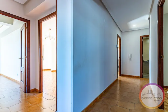 ✨ ¡amplio piso exterior de 4 dormitorios con ascensor en Carballo por 117.990 €! — 13