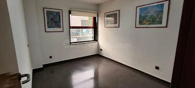 Oficina ubicada en Edificio Nelva, Atalayas con plaza de gar - foto 3