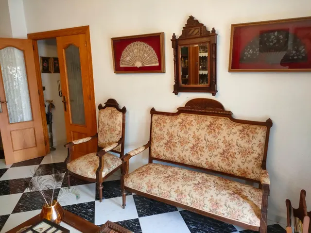 SE VENDE EXCELENTE Y GRAN PISO EN EL CENTRO DE VERA - foto 3