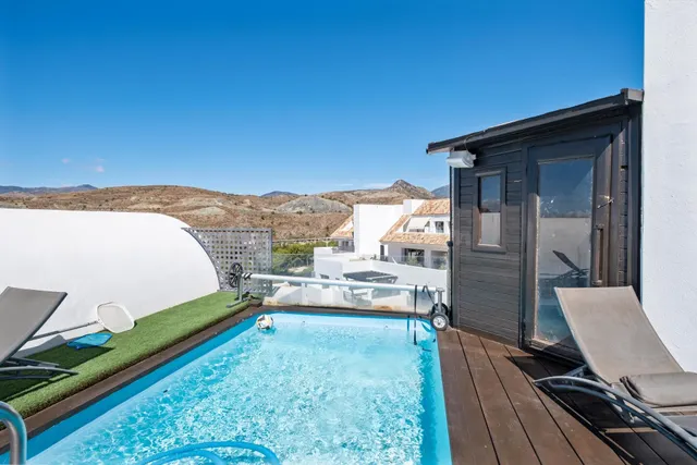 Ático-dúplex en la nueva Milla de Oro, Benahavís - foto 2