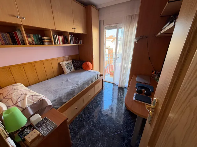 Último piso de 4 dormitorios con balcón — 9