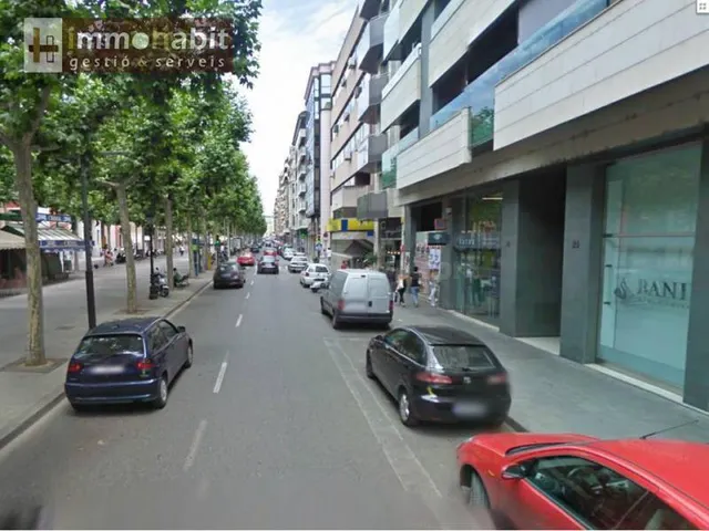 LOCAL COMERCIAL EN RAMBLA FERRAN - foto 2