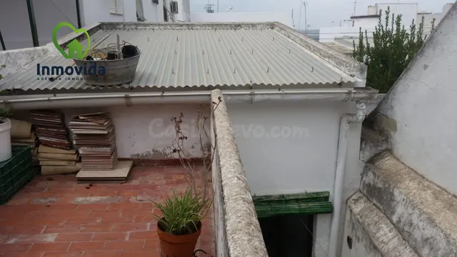 Amplia Casa en el Corazón de Aguilar de la Frontera - Oportu - foto 4