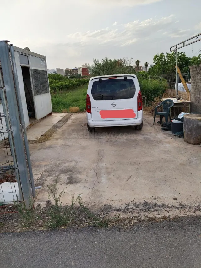 PARCELA RUSTICA CON CASETA PREFABRICADA A LA VENTA EN MONCAD - foto 3