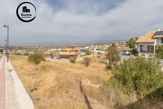 Terreno urbano de 750 m2 en Altos de La Zubia. Parcelas 14 de la manzana L y parcela 17 de la manzana M — 11