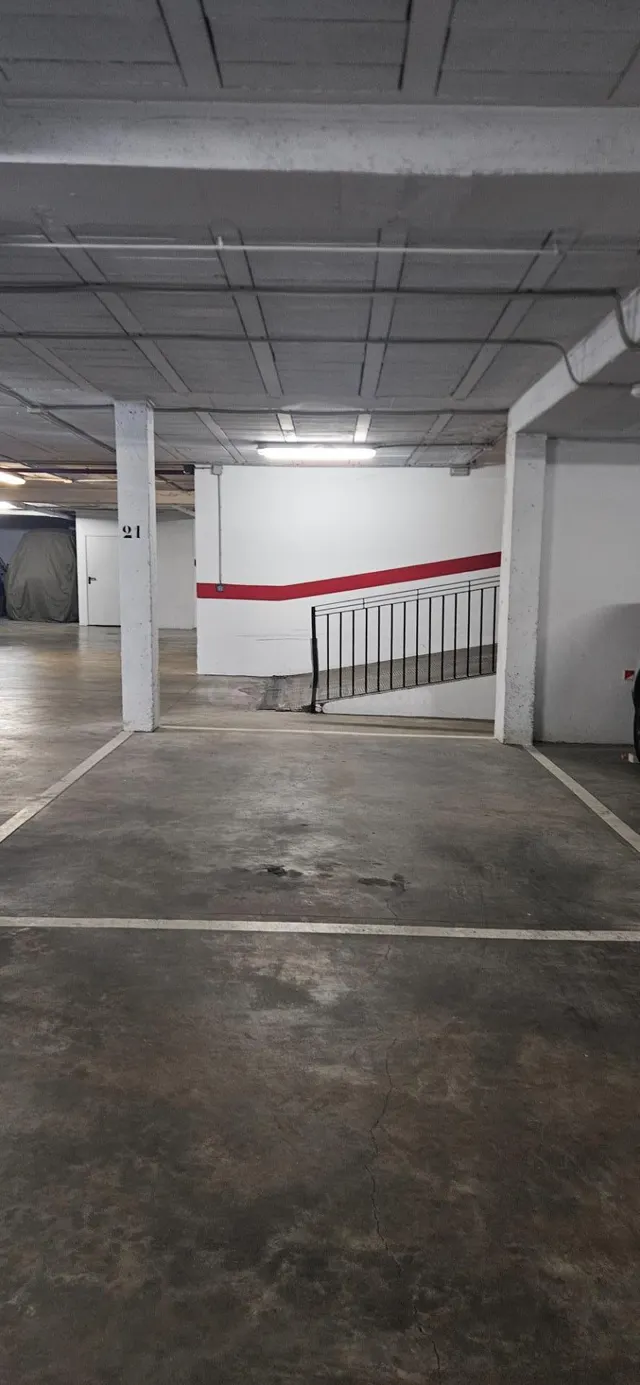 AMPLIA PLAZA DE GARAJE EN ZONA LOS PIRRALOS-CARLOS I - foto 3
