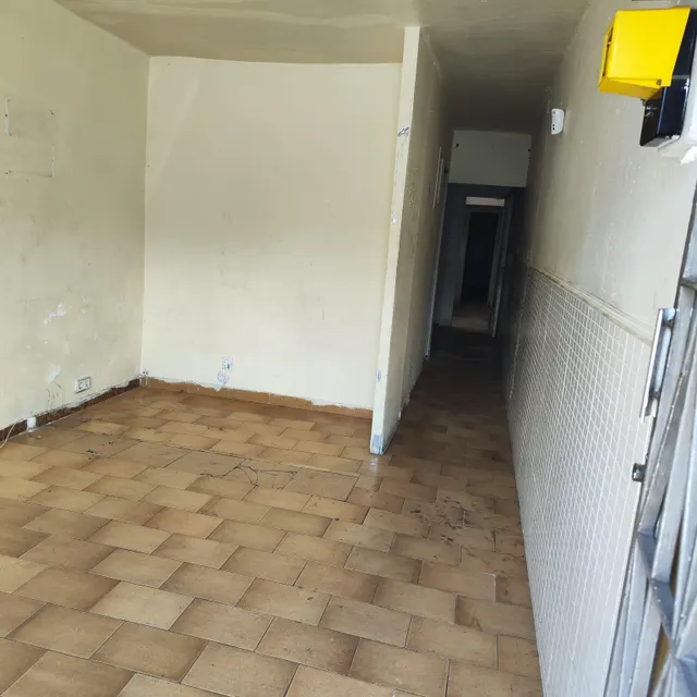 CASA DE 2 HAB  OKUPADA PARA REFORMAR COMPLETAMENTE EN CAN PUIGGENER — 2