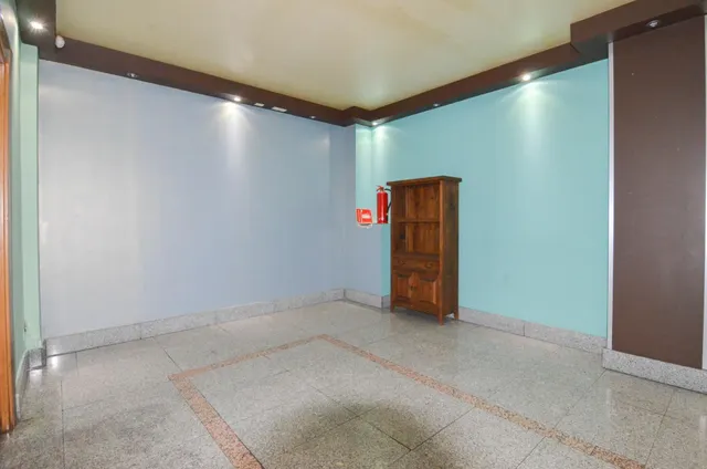 Urbis te ofrece un local en venta en zona Vidal, Salamanca. — 5