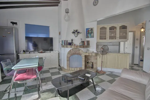 Encantador bungalow con jardín privado cerca de la playa en Calpe — 3
