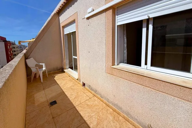 Ático céntrico y luminoso (4.ª planta - aprox. 47 m2 + terra