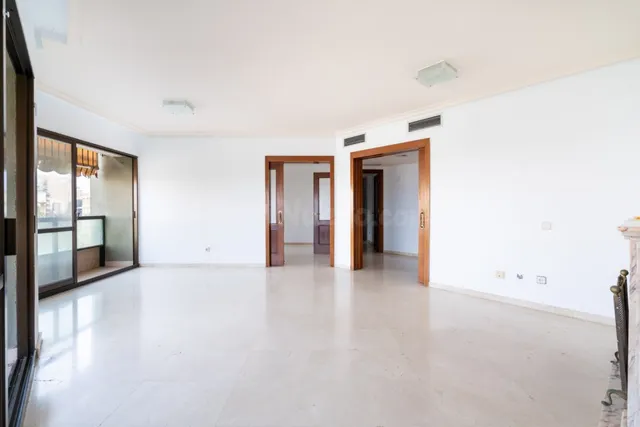 Amplio piso de 218 m2 en alquiler en el Residencial Oliveros - foto 5