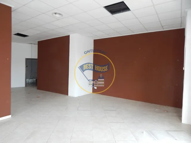 LOCAL COMERCIAL EN UNA EXCELENTE UBICACIÓN EN ONTINYENT — 4