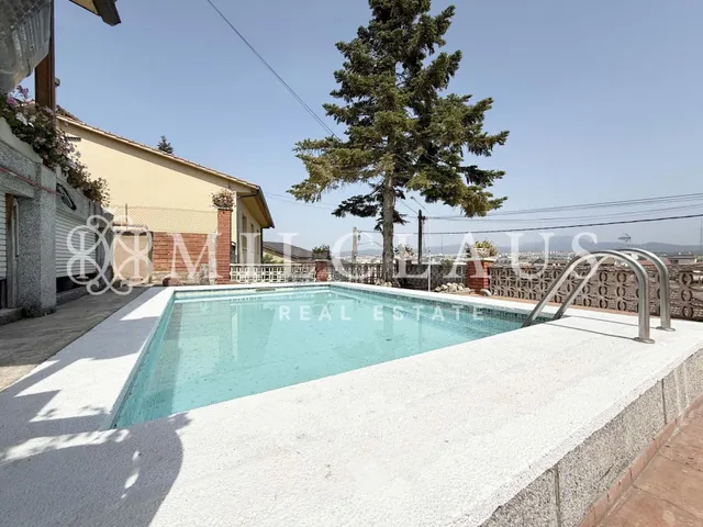 Chalet independiente en venta en Passatge de Suïssa - foto 3