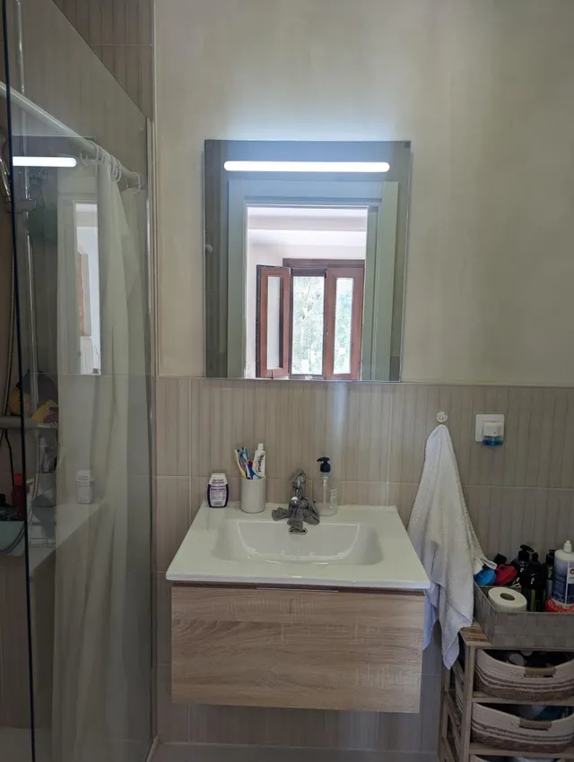 Casa en barri antic – totalmente rehabilitada – 3 lavabos completos — 15