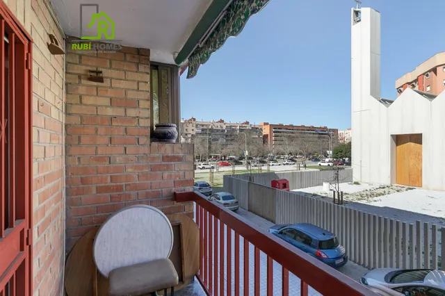 Piso con terraza y patio en Granada — 2