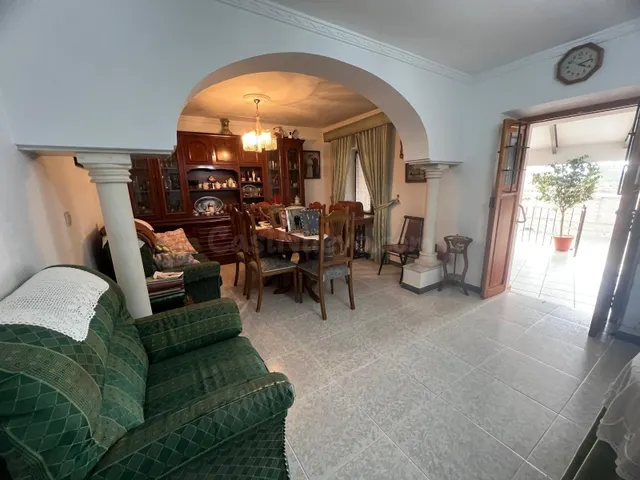 ✨ ¡Magnífica vivienda en pleno corazón de Hornachuelos! ✨ - foto 5