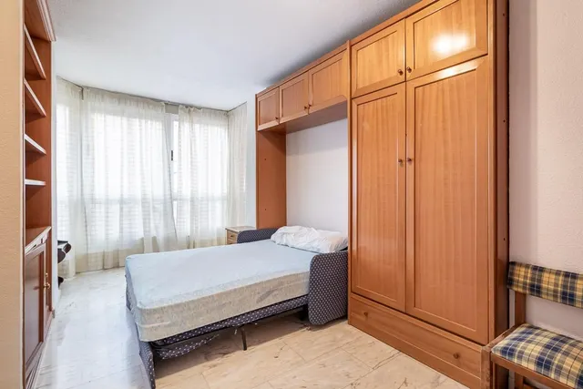 MAGNIFICA VIVIENDA EN LAS FLORES - CAMINO DE RONDA — 17