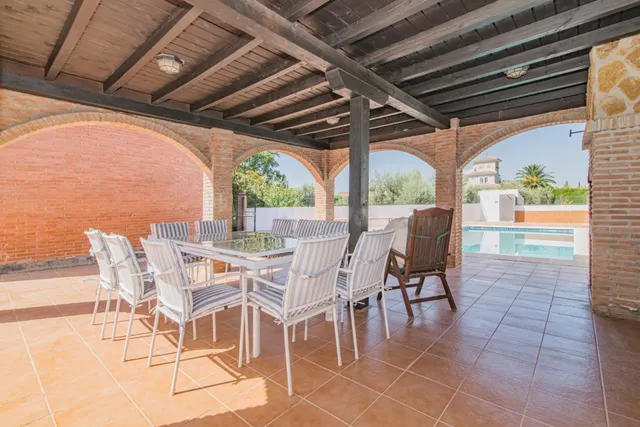 ¡Oportunidad Única! Se Vende Magnífica Casa en Esquina con A - foto 2