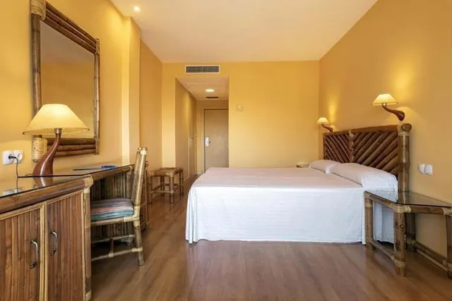 Local comercial en venta - Puebla de Vícar — 15