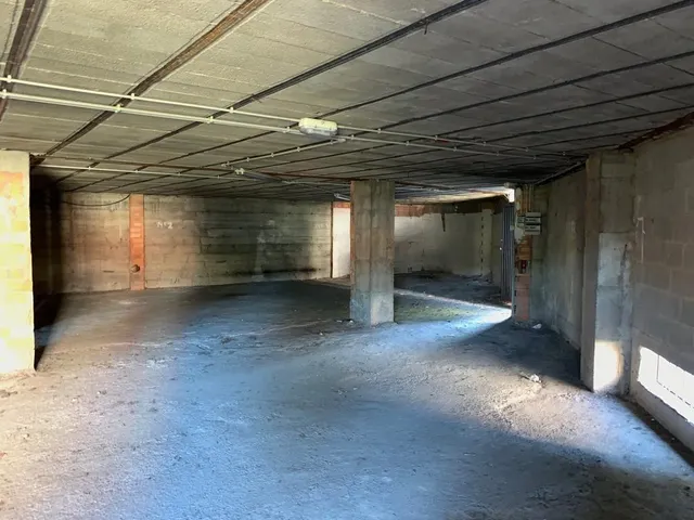 Se vende local en Nava, Asturias — 15
