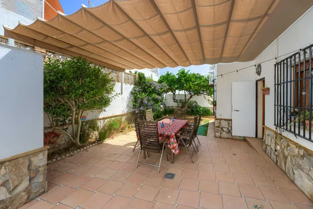 CASA EN AVD. DEL FARO, LA MAS EXCLUSIVA DE CHIPIONA, CALMA J - foto 4